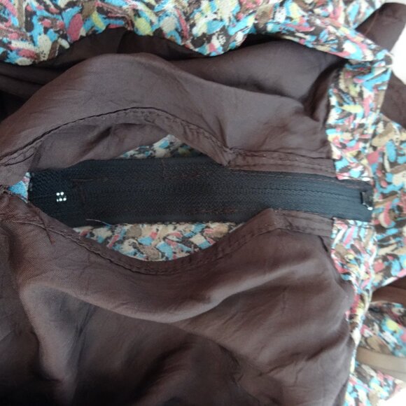 womens 13 1/2 waist skirt patterned - Picture 3 of 8